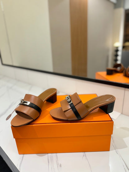 Hermès Classic Smooth Cowhide Heeled Sandals