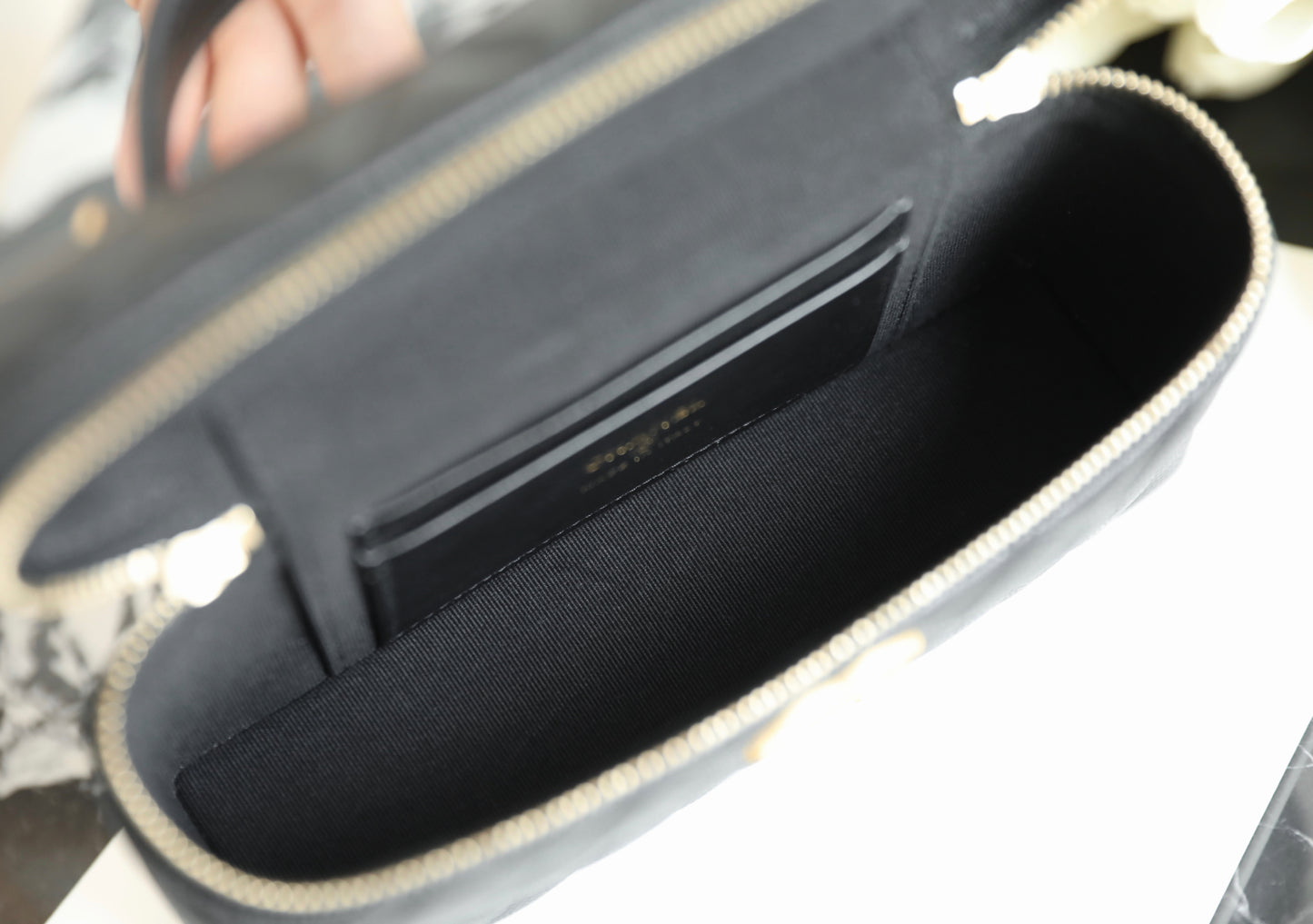 Chanel LP Box Art Buckle Clutch Bag – Spring/Summer Collection – 25P
