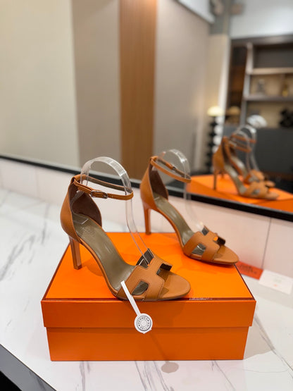 Hermès Classic H Palm Grain Heeled Sandals – 9cm