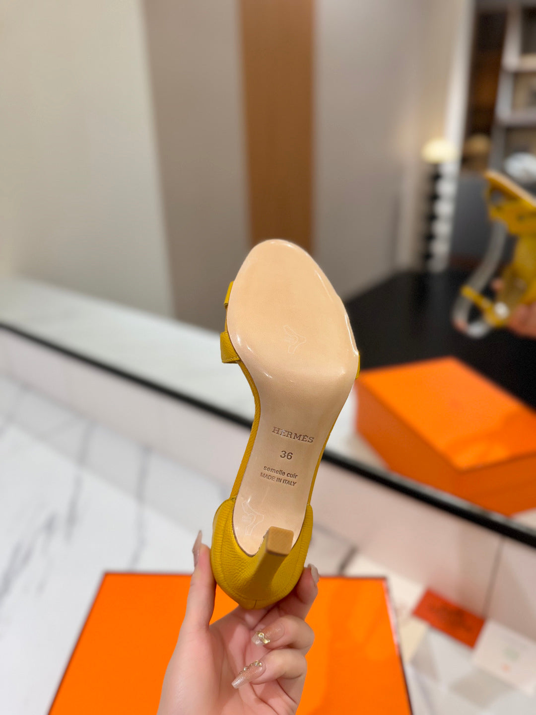 Hermès Classic H Palm Grain Heeled Sandals – 9cm