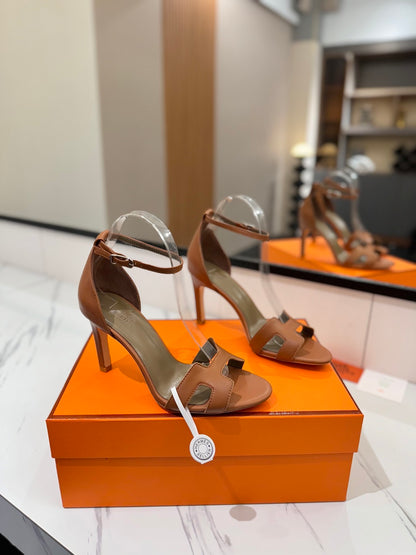 Hermès Classic Smooth Cowhide Pumps – 9cm