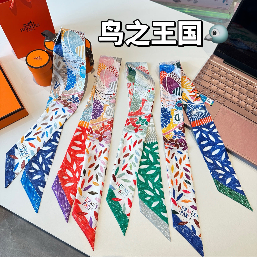 Hermès Twill Silk Scarf – Bird Kingdom