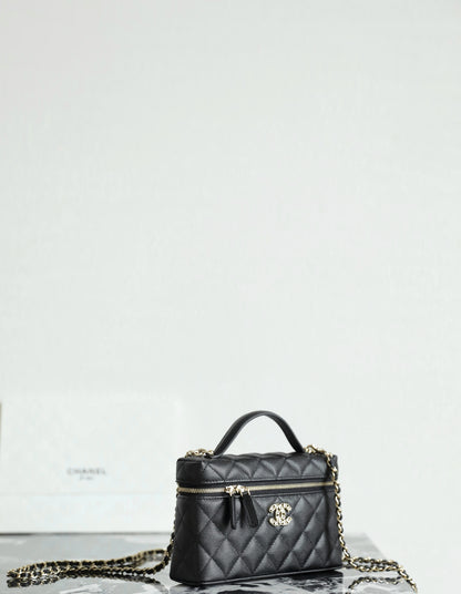 Chanel LP Box Clutch Bag – Spring/Summer 25P Collection