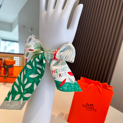 Hermès Twill Silk Scarf – Bird Kingdom