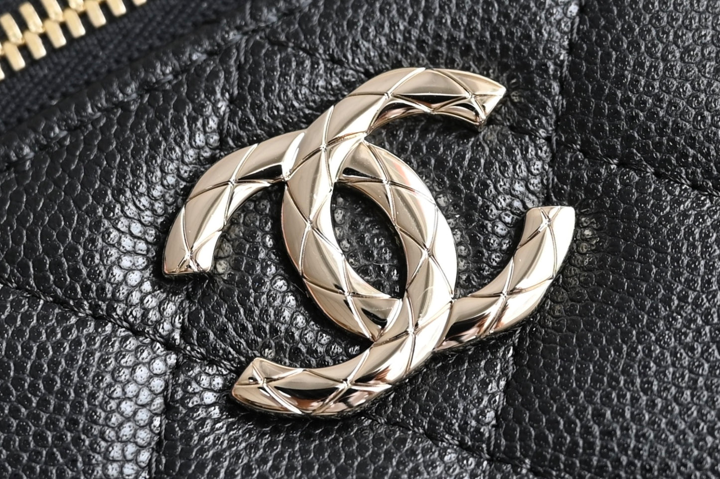 Chanel Coco Crush Handle Box Bag – 25S