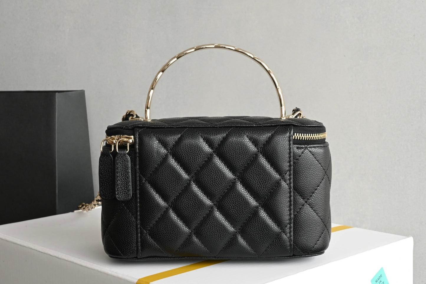 Chanel Coco Crush Handle Box Bag – 25S