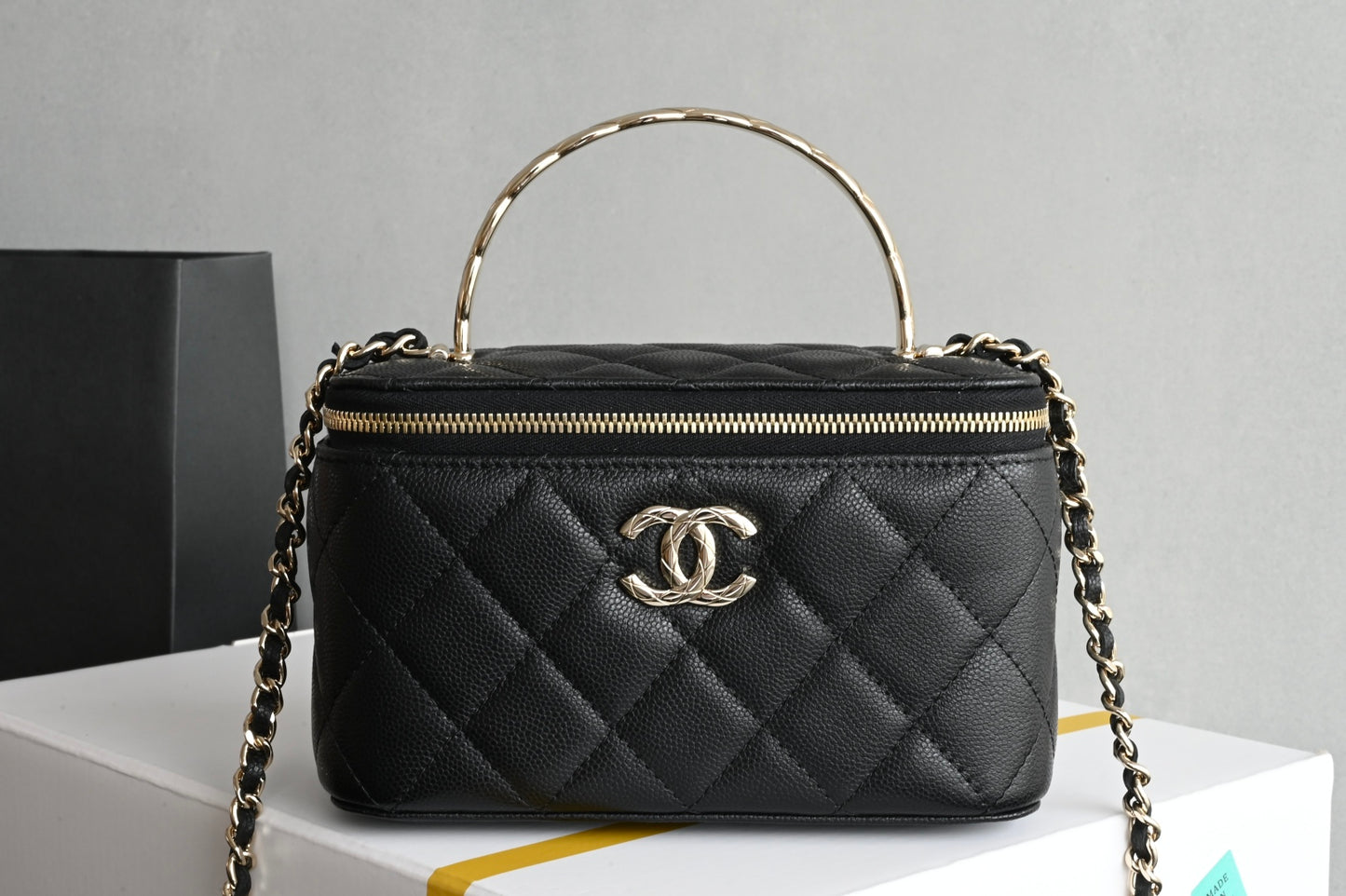 Chanel Coco Crush Handle Box Bag – 25S