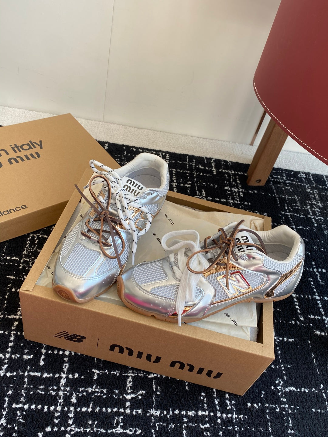 Miu Miu x New Balance 530 Sneakers – 25SS