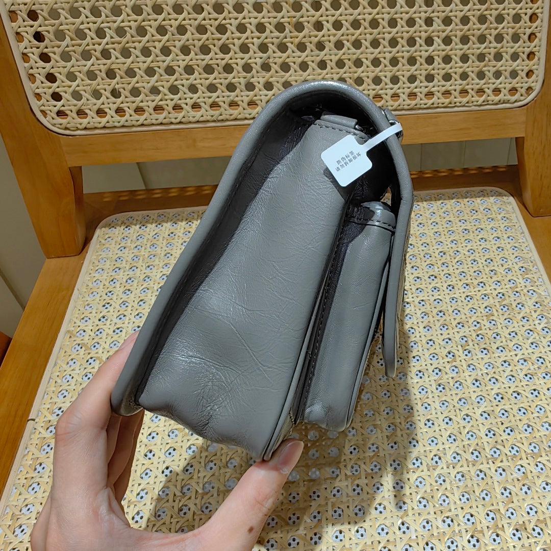 Saint Laurent Niki Baby Shoulder Bag