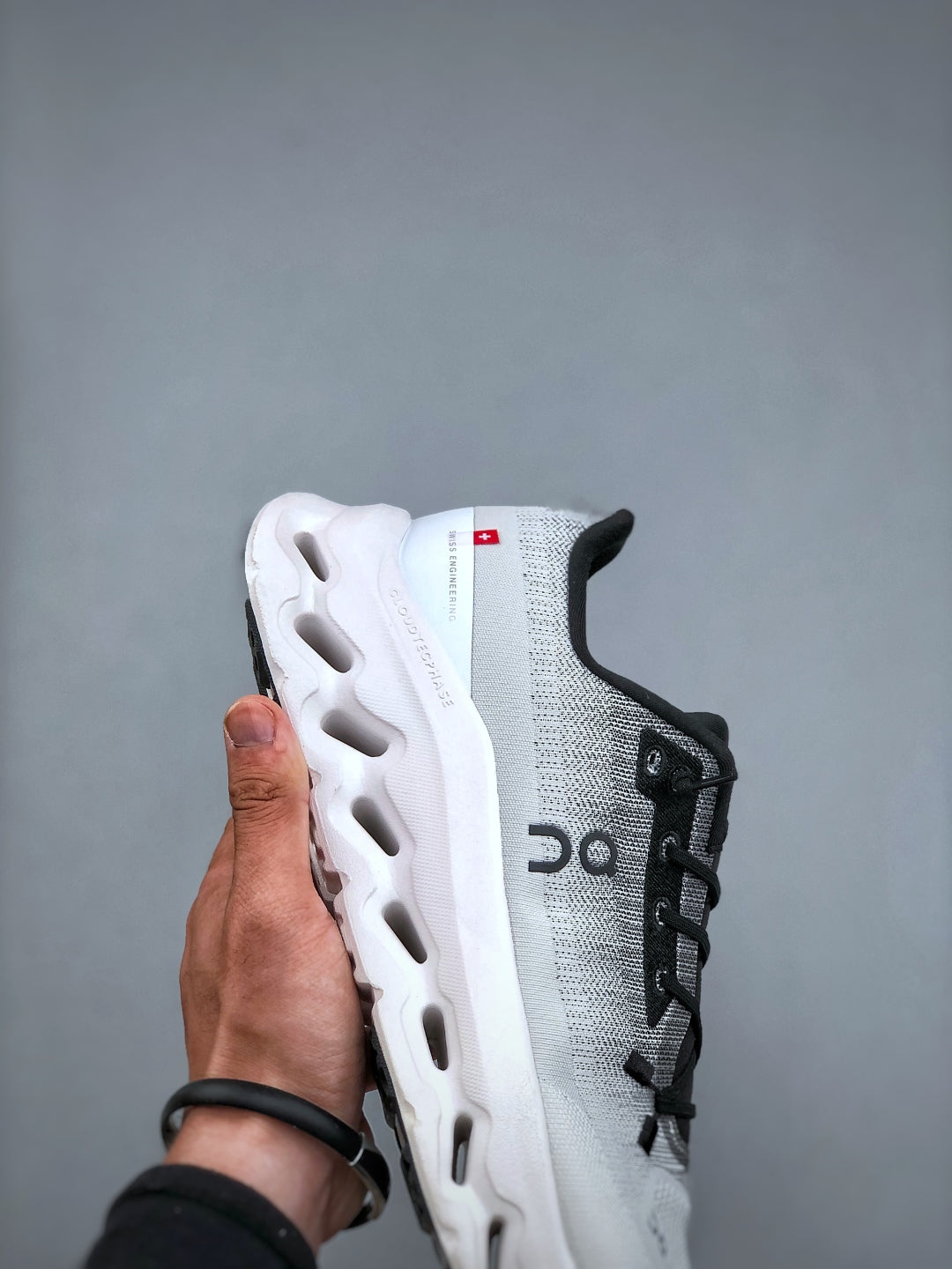 On Cloudtilt Lightweight Casual Sneakers