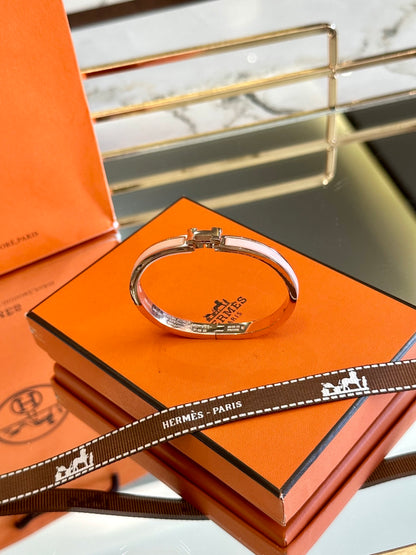 Hermès H-Letter Oval Enamel Bracelet