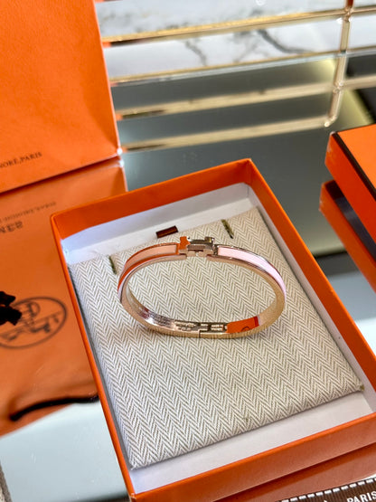 Hermès H-Letter Oval Enamel Bracelet