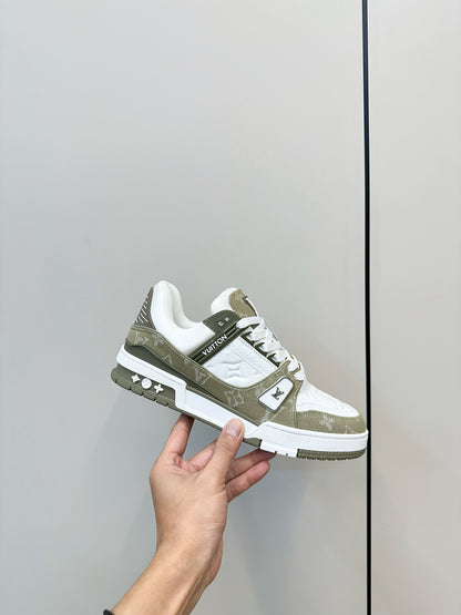 Louis Vuitton LV Trainer Sneakers