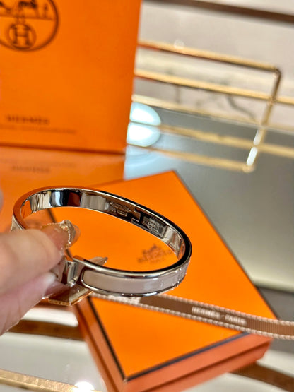 Hermès H-Letter Oval Series Bracelet