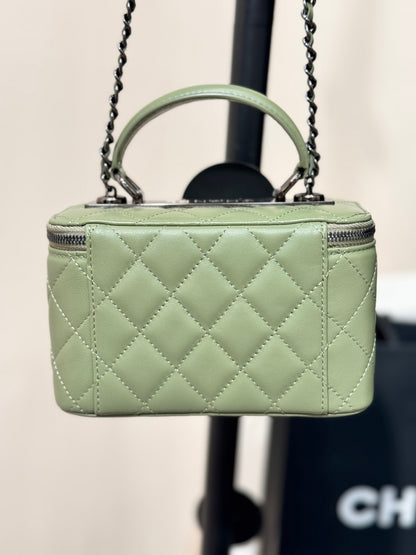 Chanel Lambskin Long Box Vanity Case – 25C