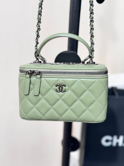 Chanel Lambskin Long Box Vanity Case – 25C