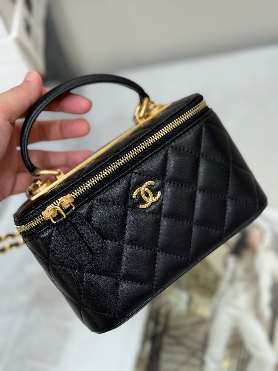 Chanel Lambskin Long Box Vanity Case – 25C