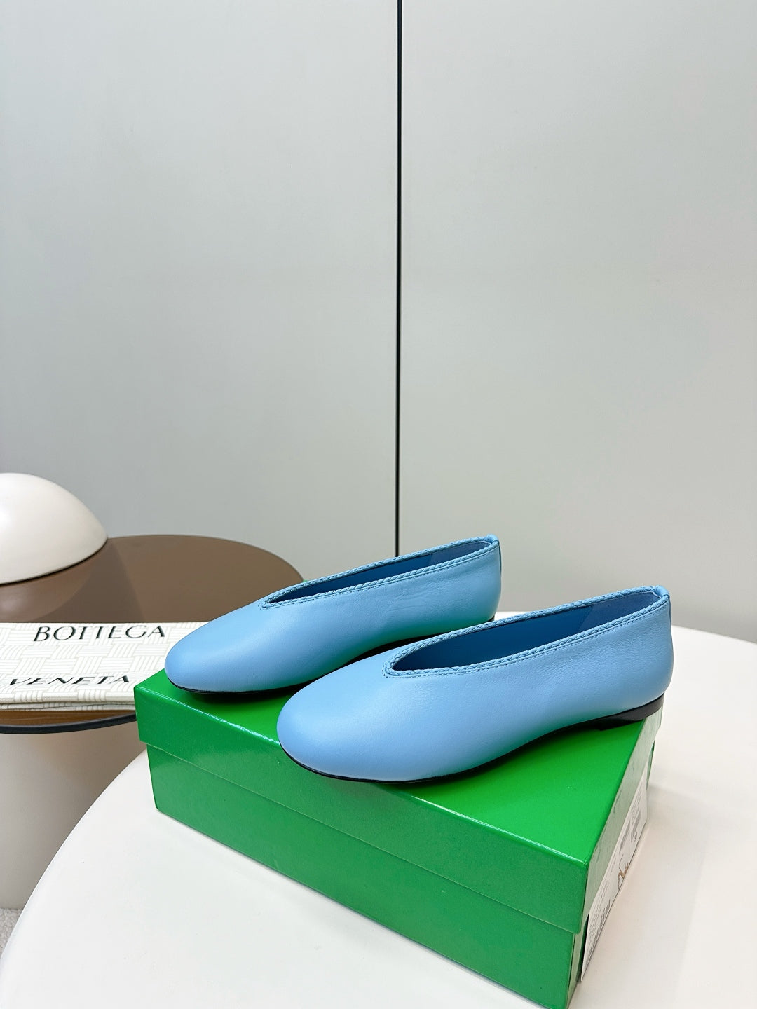 Bottega Veneta Woven Flats – 2025 Collection