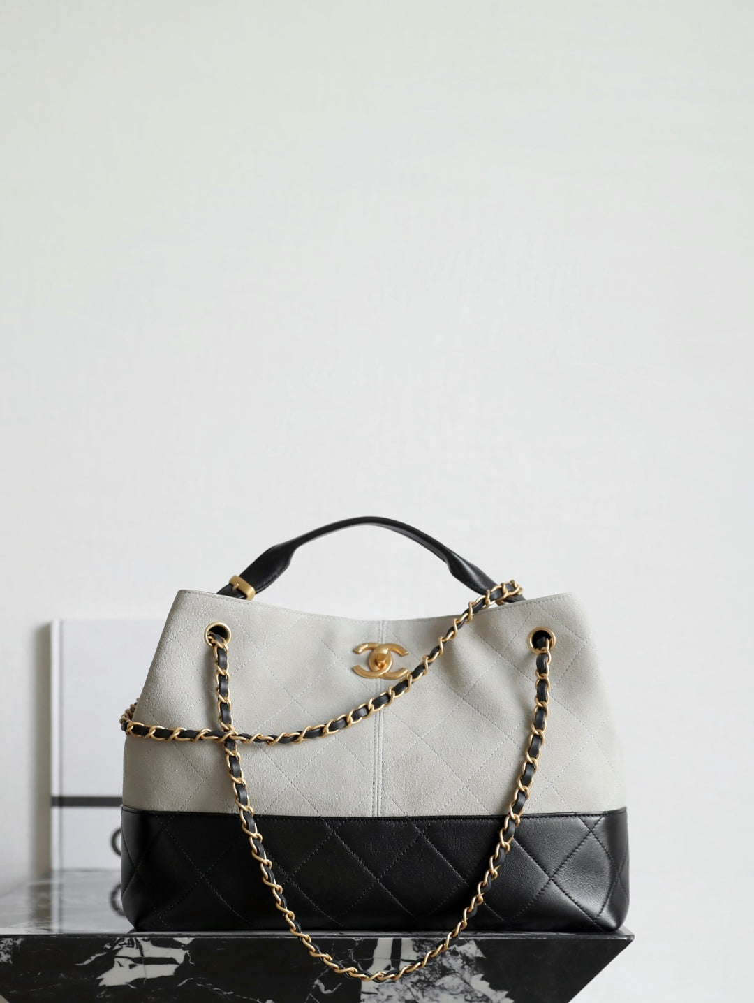 Chanel 25A Suede Hobo Shopping Bag – 25A Collection