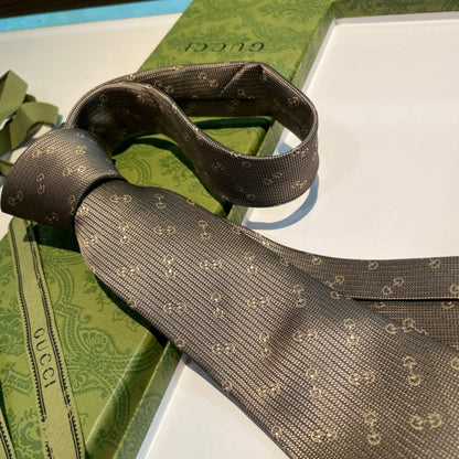 Gucci Men's Jacquard Silk Tie