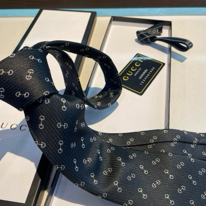 Gucci Men's Jacquard Silk Tie