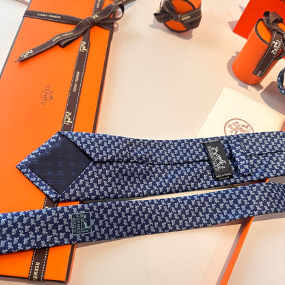 Hermès Animal Series Men's Silk Tie