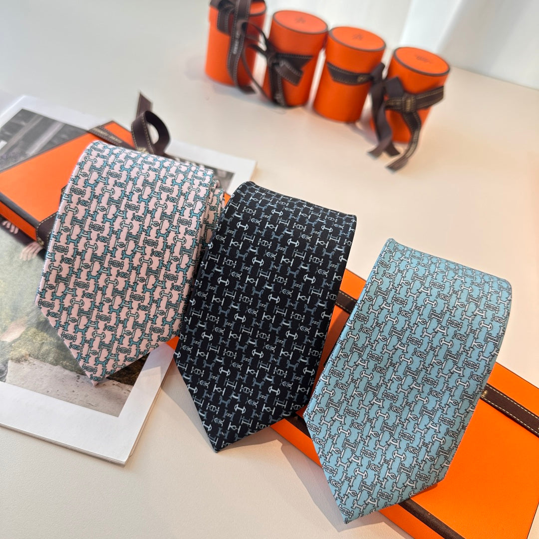 Hermès Men's Printed Silk Tie Series
