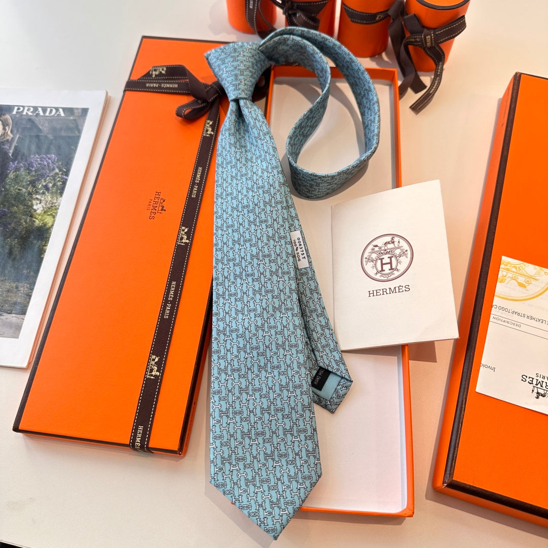 Hermès Men's Printed Silk Tie Series