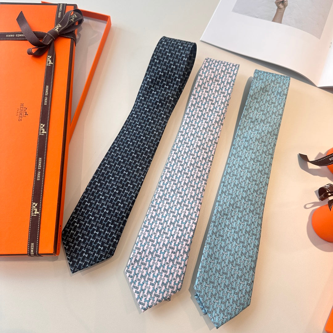 Hermès Men's Printed Silk Tie Series