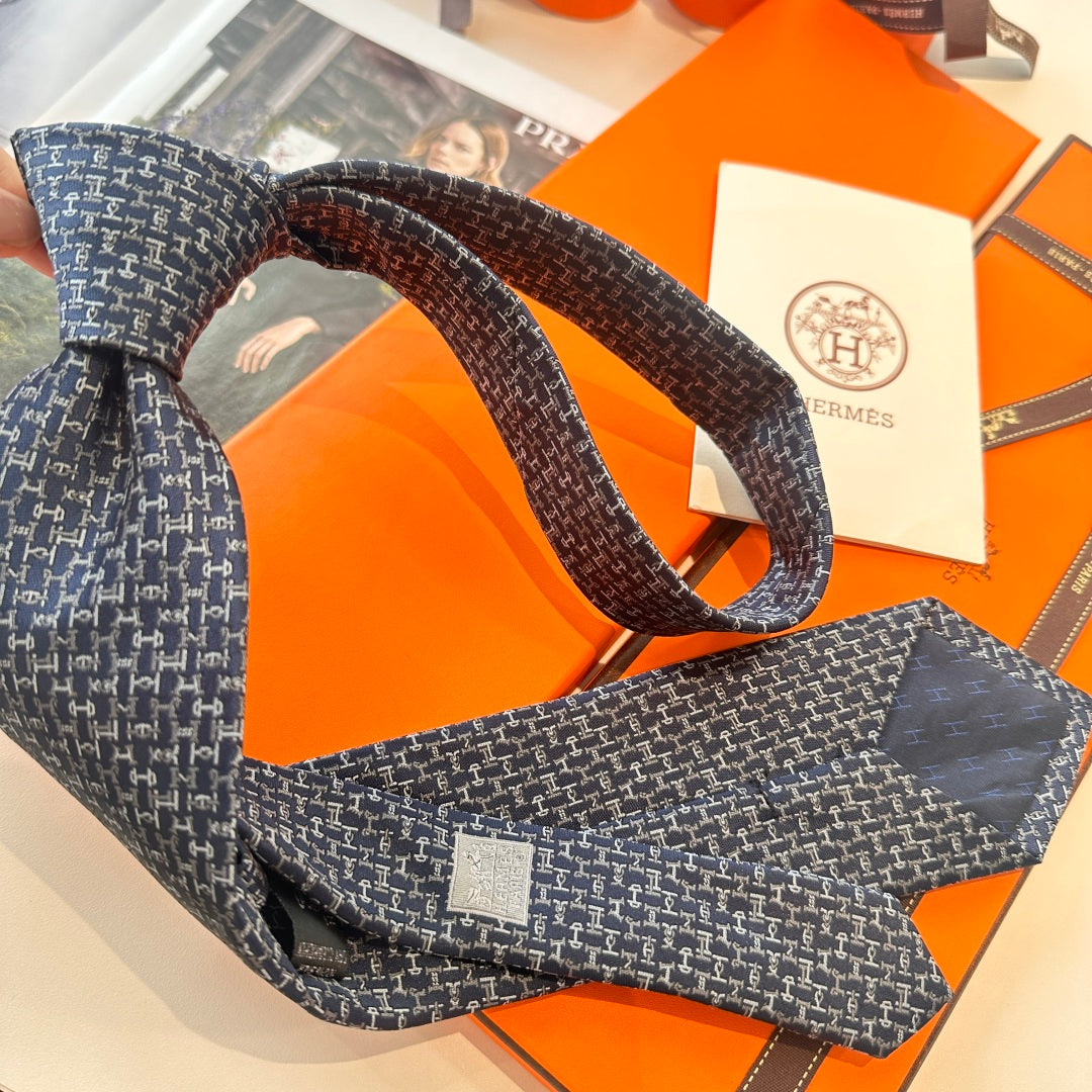 Hermès Men's H-Logo Silk Tie