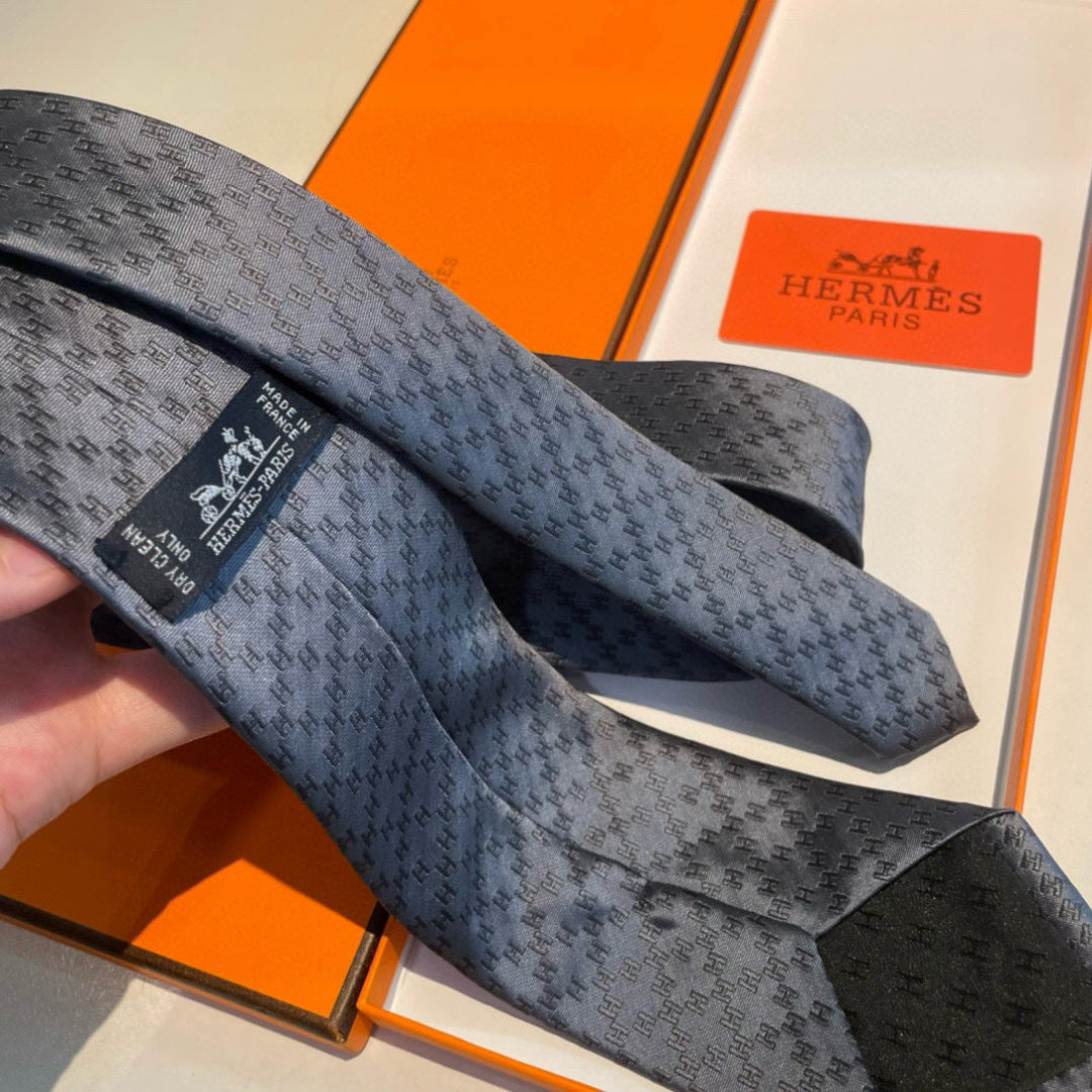 Hermès Men's Diamond H Pattern Silk Tie