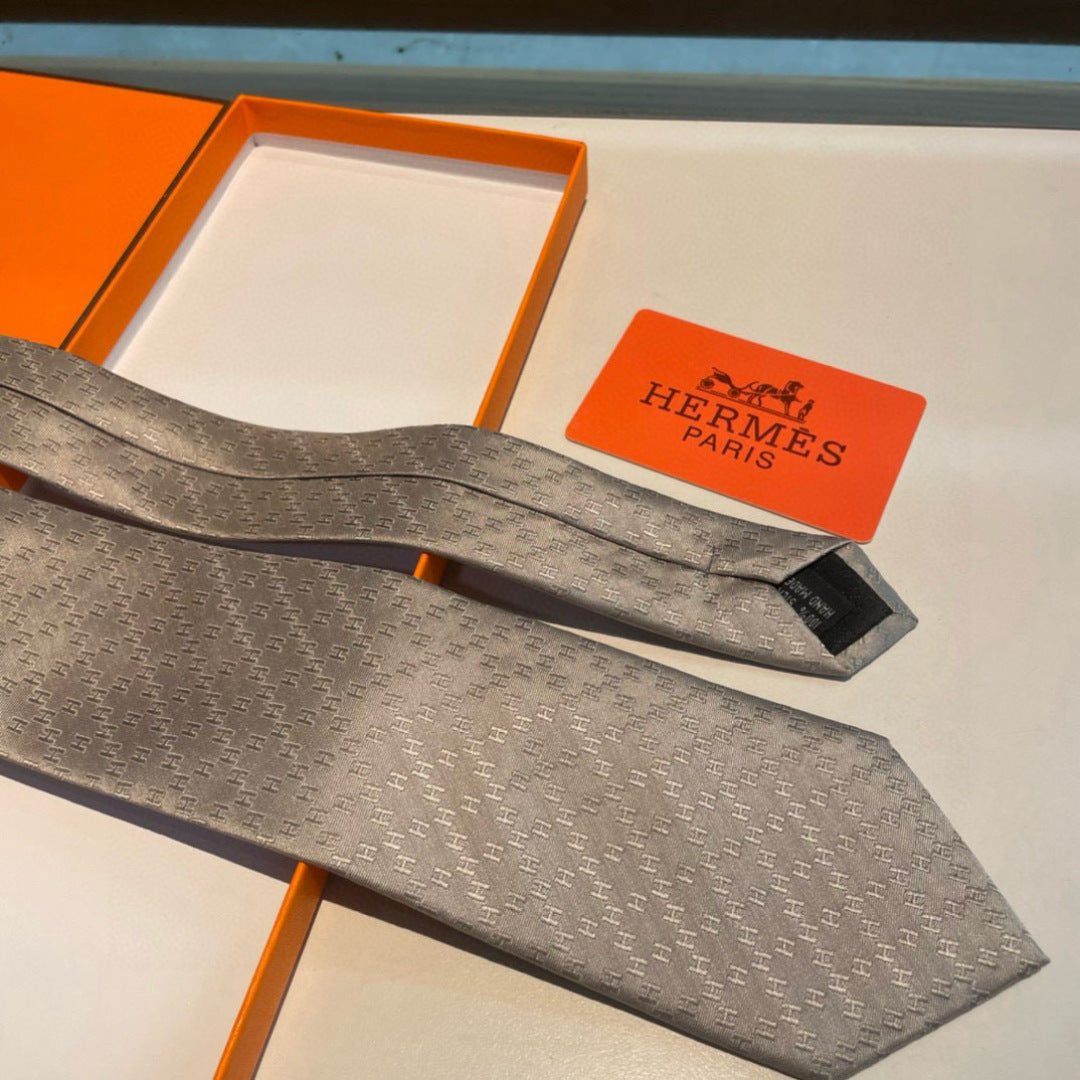 Hermès Men's Diamond H Pattern Silk Tie