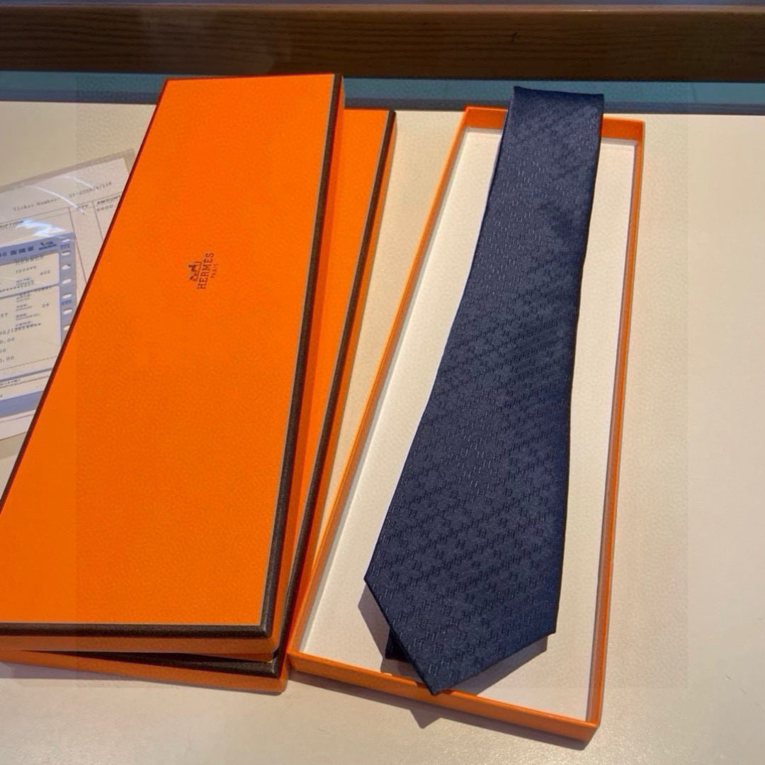 Hermès Men's Diamond H Pattern Silk Tie