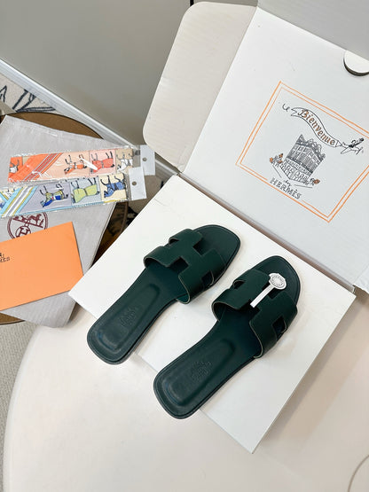 Hermès Palm Grain H-Slides