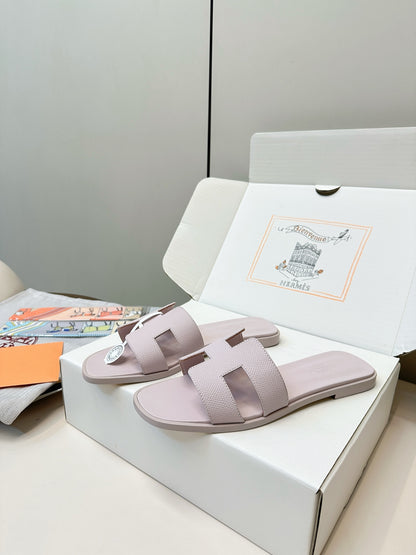Hermès Palm Grain H-Slides