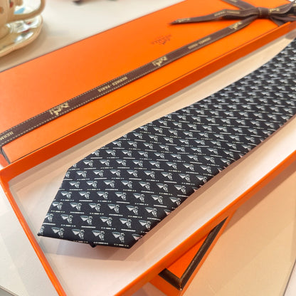 Hermès Men's Printed Silk Tie Series