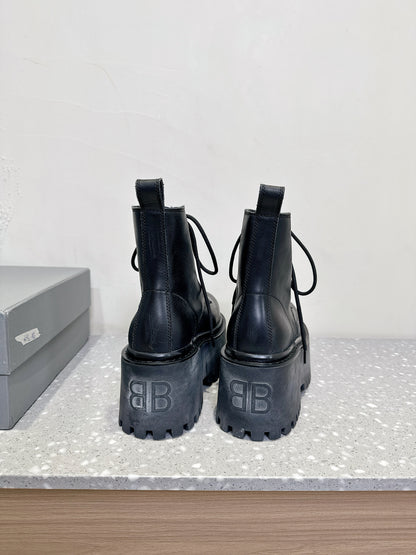 Balenciaga Platform Lace-Up Martin Boots – 25SS