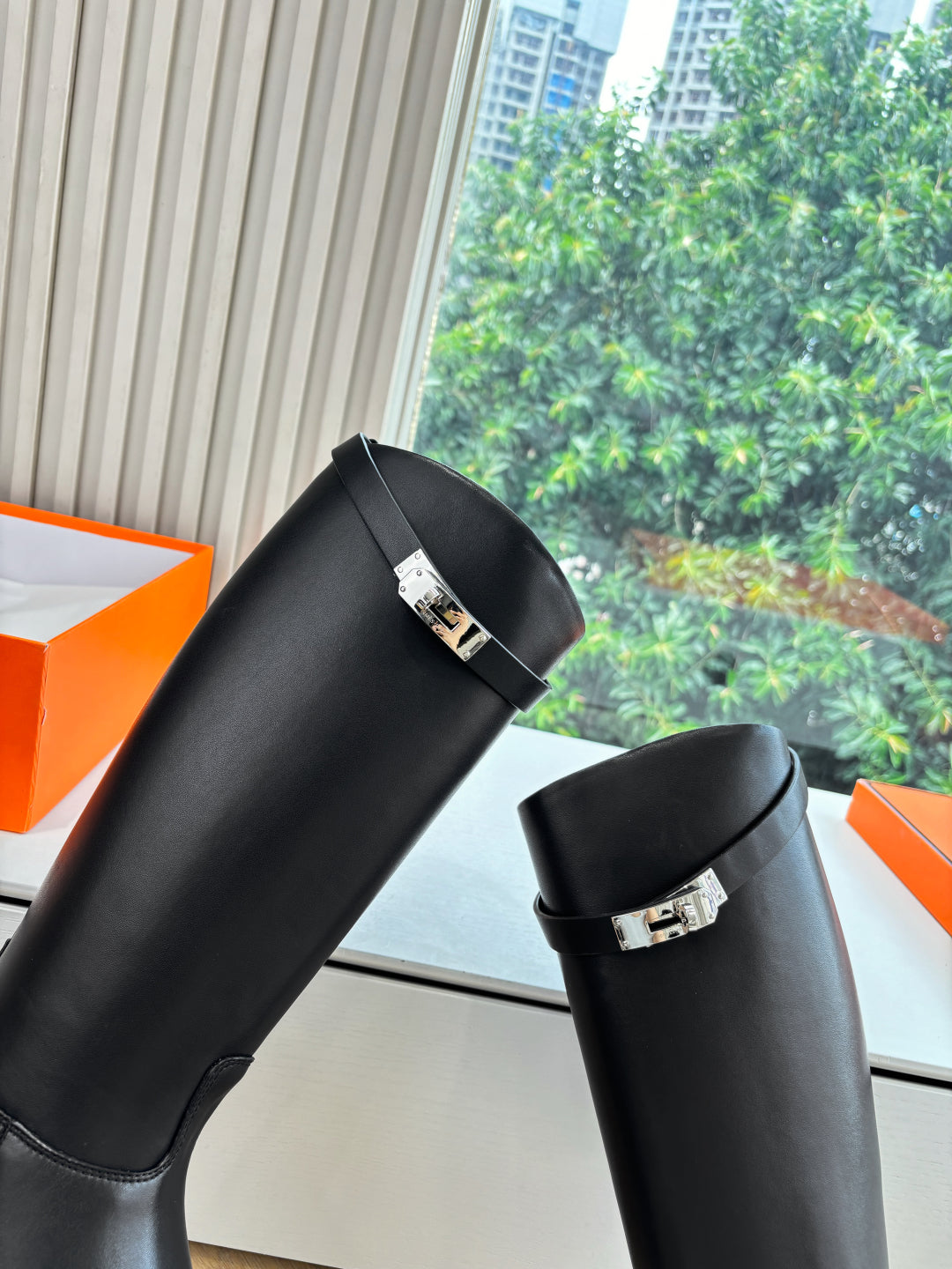 Hermès Classic Knee-High Boots – 2025 Autumn/Winter Collection