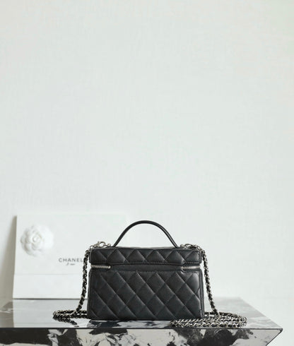 Chanel 25B LP Box Bag with Star Buckle – Autumn/Winter Collection