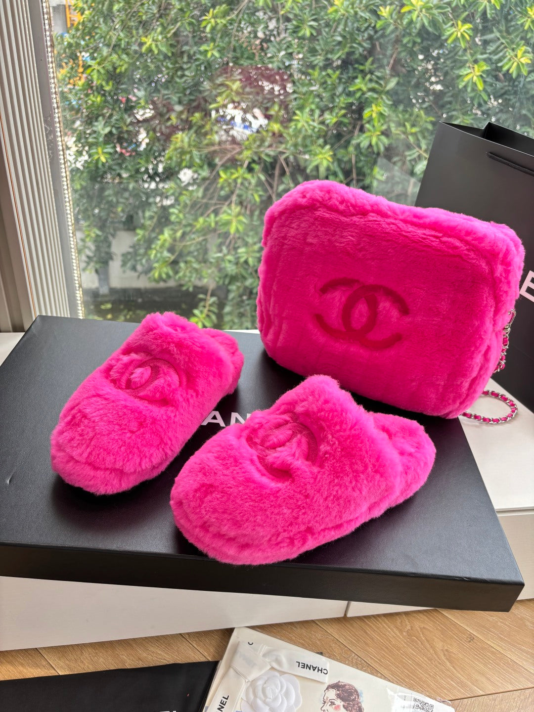 Chanel Wool Fur Slippers – 25FW