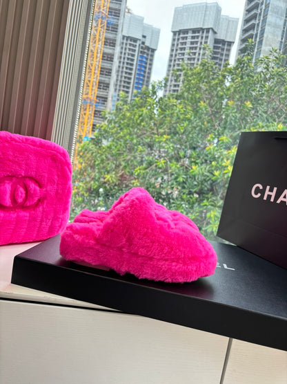 Chanel Wool Fur Slippers – 25FW