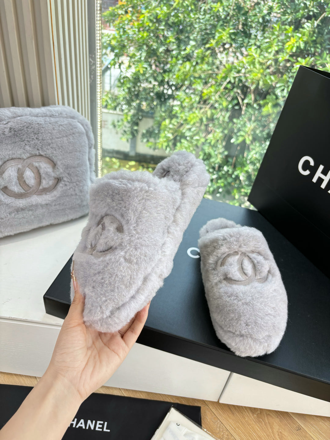 Chanel Wool Fur Slippers – 25FW