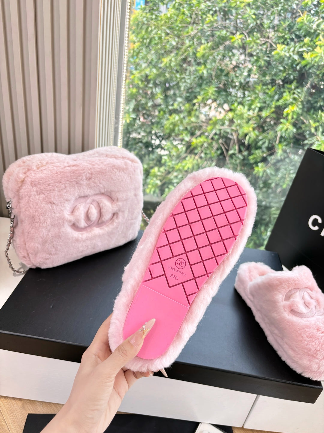 Chanel Wool Fur Slippers – 25FW