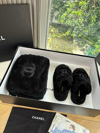 Chanel Wool Fur Slippers – 25FW