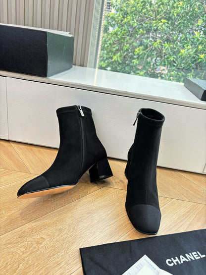Chanel Autumn/Winter Chelsea Knight Boots