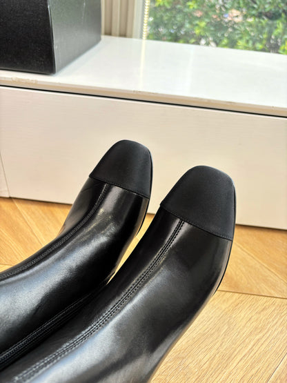 Chanel Suede Chelsea Knight Boots – Autumn/Winter Collection