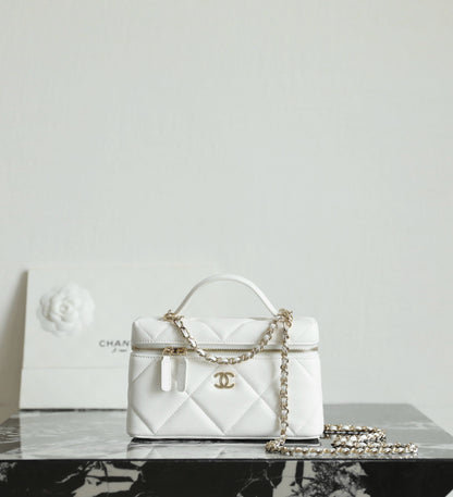 Chanel 25K Large Quilt Lunchbox Chain Bag