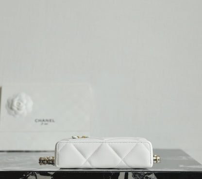 Chanel 25K Large Quilt Lunchbox Chain Bag