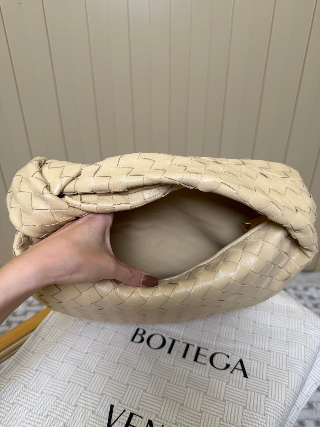 Bottega Veneta Teen Jodie Shoulder Bag