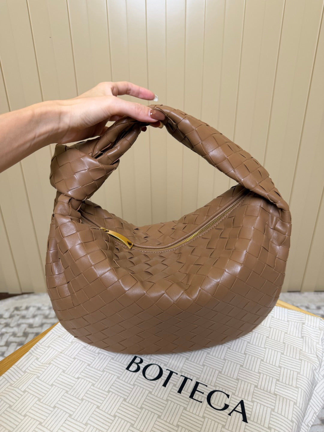 Bottega Veneta Teen Jodie Shoulder Bag